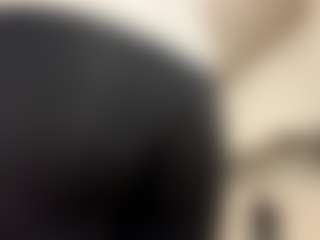 RobbynOkihara's Live Sex Cam Show