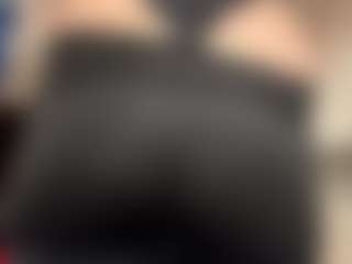 RobbynOkihara's Live Sex Cam Show