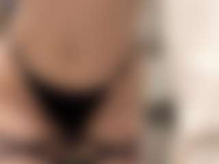 RobbynOkihara's Live Sex Cam Show