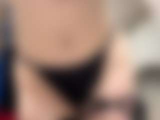 RobbynOkihara's Live Sex Cam Show