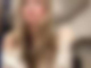 RobbynOkihara's Live Sex Cam Show