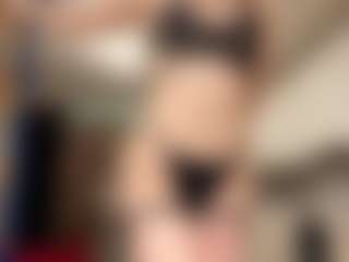 RobbynOkihara's Live Sex Cam Show