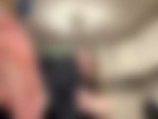 RobbynOkihara's Live Sex Cam Show