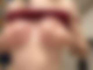 RobbynOkihara's Live Sex Cam Show