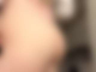 RobbynOkihara's Live Sex Cam Show
