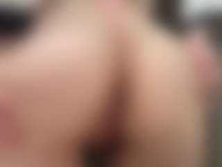 RobbynOkihara's Live Sex Cam Show