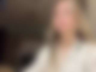RobbynOkihara's Live Sex Cam Show