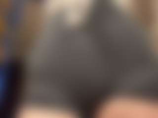 RobbynOkihara's Live Sex Cam Show