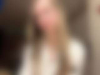 RobbynOkihara's Live Sex Cam Show