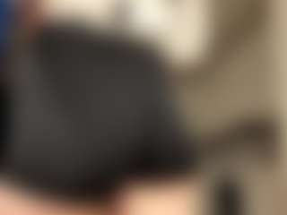 RobbynOkihara's Live Sex Cam Show