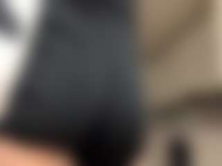RobbynOkihara's Live Sex Cam Show