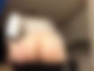 RobbynOkihara's Live Sex Cam Show