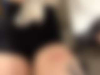RobbynOkihara's Live Sex Cam Show
