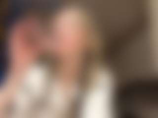 RobbynOkihara's Live Sex Cam Show