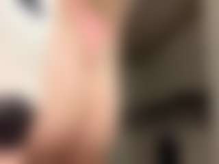 RobbynOkihara's Live Sex Cam Show