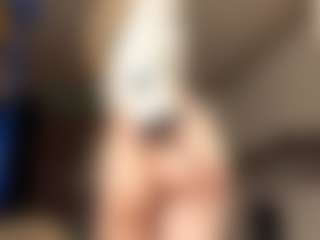 RobbynOkihara's Live Sex Cam Show