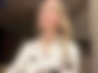 RobbynOkihara's Live Sex Cam Show