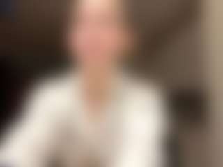 RobbynOkihara's Live Sex Cam Show