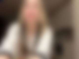 RobbynOkihara's Live Sex Cam Show