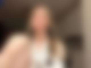 RobbynOkihara's Live Sex Cam Show
