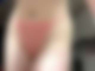 RobbynOkihara's Live Sex Cam Show