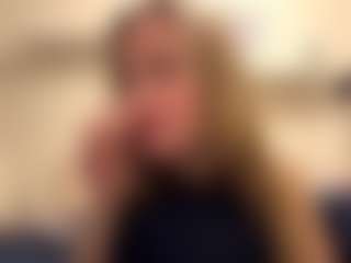 Live cam show with RobbynOkihara - Cute on AdultVida.com
