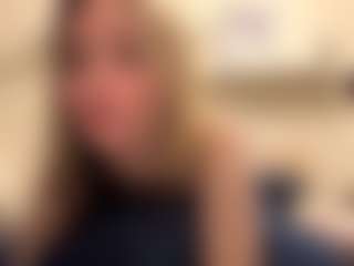 RobbynOkihara's Live Sex Cam Show