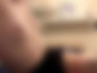 RobbynOkihara's Live Sex Cam Show