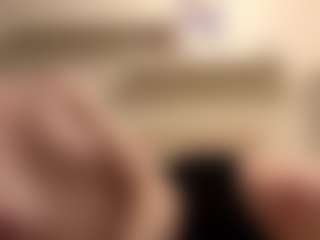Live cam show with RobbynOkihara - Skinny on Camsoda