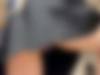 Live cam show with RobbynOkihara - Blonde Hair Dildo on LiveSexCams6