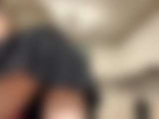 Live cam show with RobbynOkihara - Cowgirl on eurowanks.com