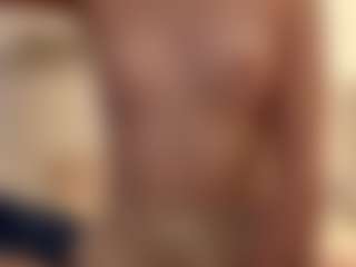 RobbynOkihara's Live Sex Cam Show