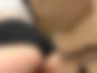 RobbynOkihara's Live Sex Cam Show