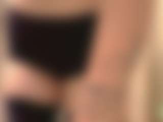 RobbynOkihara's Live Sex Cam Show