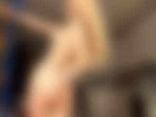 Live cam show with RobbynOkihara - Blonde Hair Fetish on Camsoda
