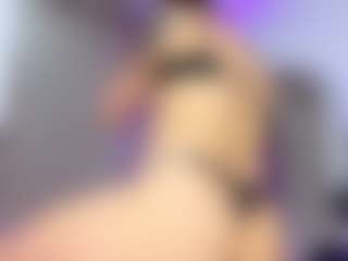 SweetAlessa's Live Sex Cam Show