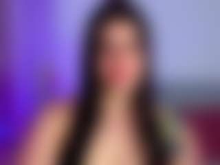 Live cam show with SweetAlessa - Blowjob on Camming Site