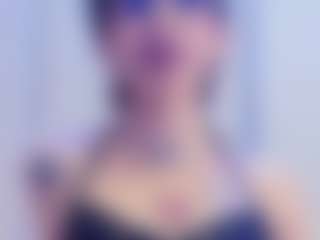 calioperoux's Live Sex Cam Show
