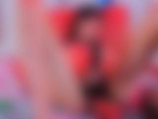 Live cam show with calioperoux - Brown Eyes on xDating