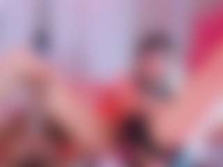 Live cam show with calioperoux - Latina Teen (18+) on instabang
