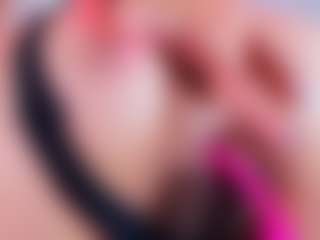 calioperoux's Live Sex Cam Show