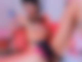 calioperoux's Live Sex Cam Show