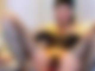 calioperoux's Live Sex Cam Show