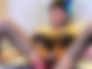 Live cam show with calioperoux - Double Penetration on Camsoda