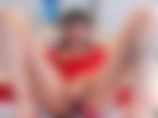 calioperoux's Live Sex Cam Show