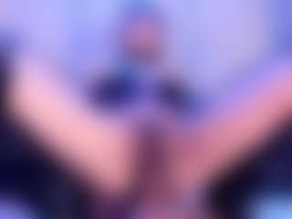 calioperoux's Live Sex Cam Show