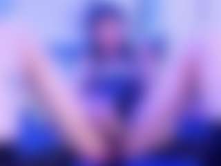 calioperoux's Live Sex Cam Show