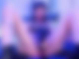 calioperoux's Live Sex Cam Show