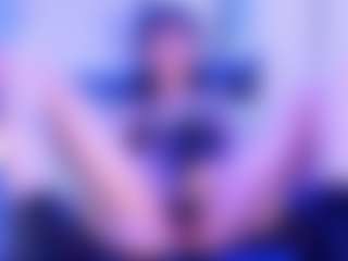 calioperoux's Live Sex Cam Show