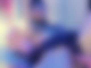 calioperoux's Live Sex Cam Show
